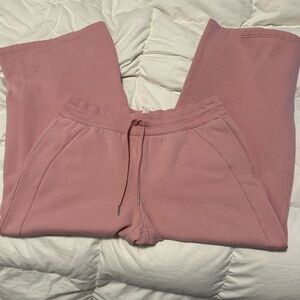 lululemon athletica Scuba wide leg sweatpants size xl 27”inseam dusty rose pink